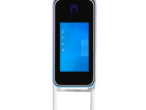 Mirror Photo Booth in Indianapolis: A Great Addition To School Dances & Proms